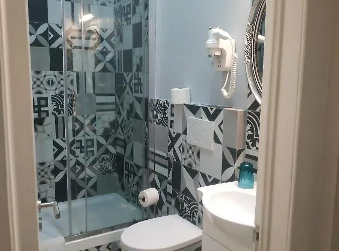 グレート ステイ ファンケイロス 1 ゲストハウス リスボン