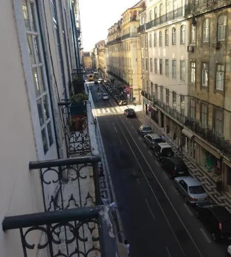 グレート ステイ ファンケイロス 1 ゲストハウス リスボン