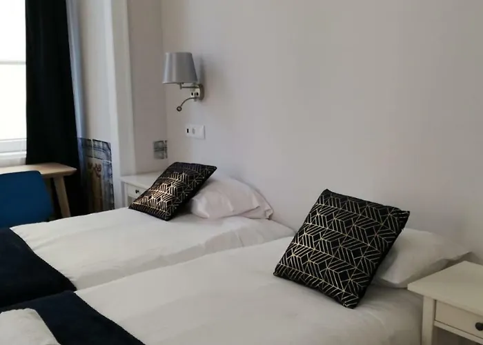 グレート ステイ ファンケイロス 1 ゲストハウス 4*